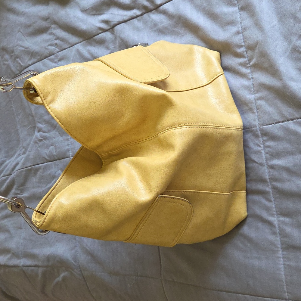 Bueno Butter Yellow Women's Hobo Shoulder Bag